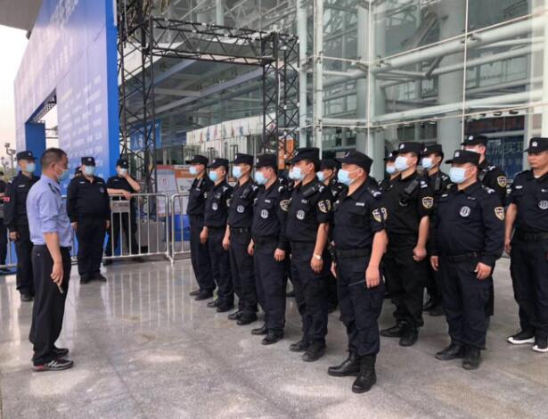 長沙市保安協(xié)會成功舉辦第二期“大?！惫歉膳嘤?xùn)班